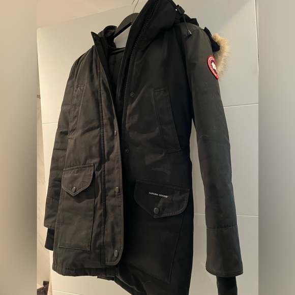 Canada Goose Trillium Parka - Picture 11 of 15